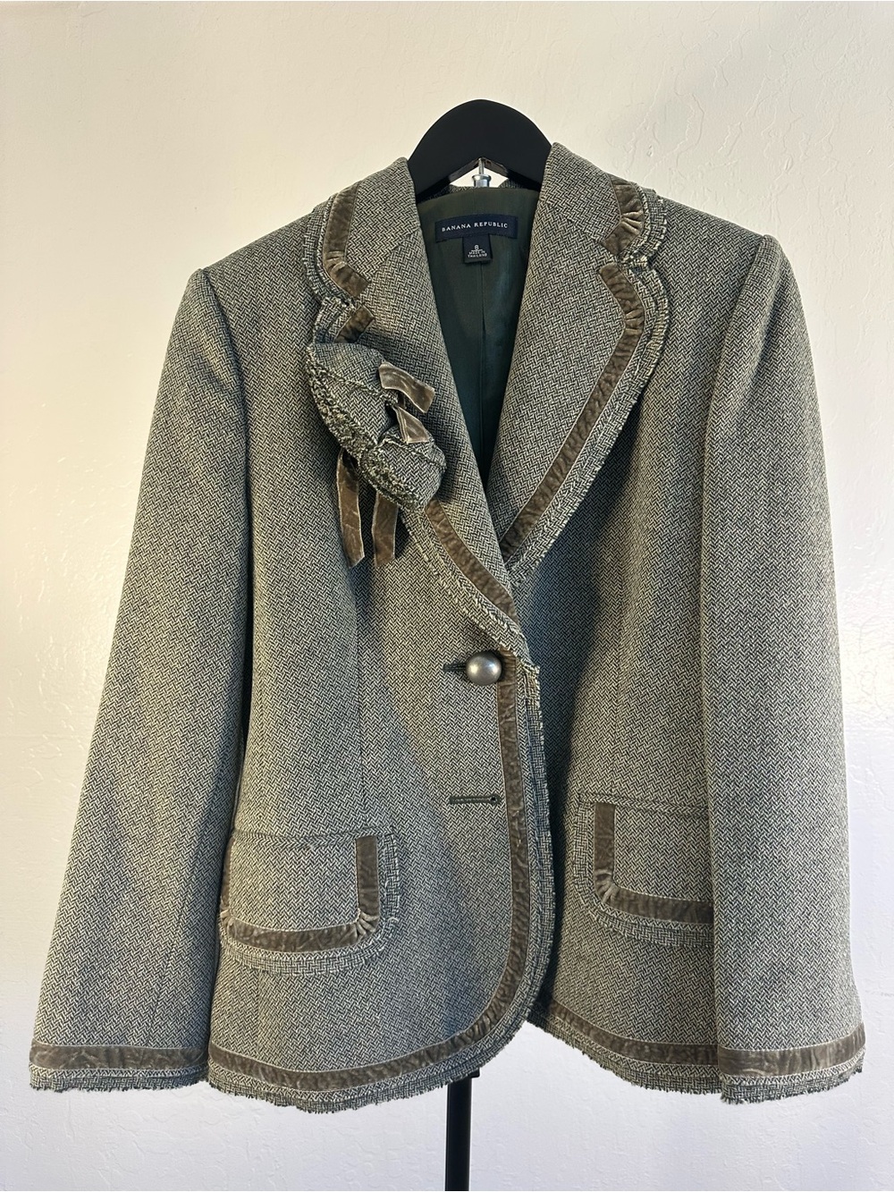 Banana Republic Gray Tweed Velvet-Trim Blazer